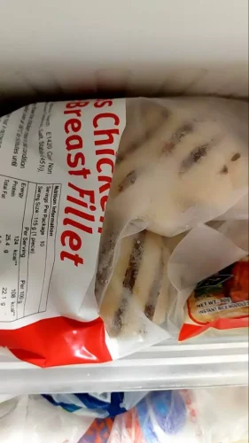 Click to view full screen Steamed Boneless Chicken Breast (1.15kg) photo review