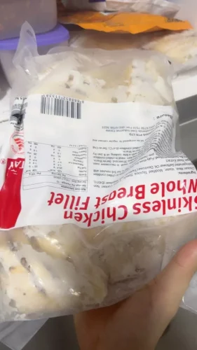 Click to view full screen Steamed Boneless Chicken Breast (1.15kg) photo review