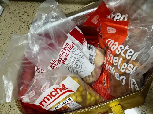 Click to view full screen Steamed Boneless Chicken Breast (1.15kg) photo review